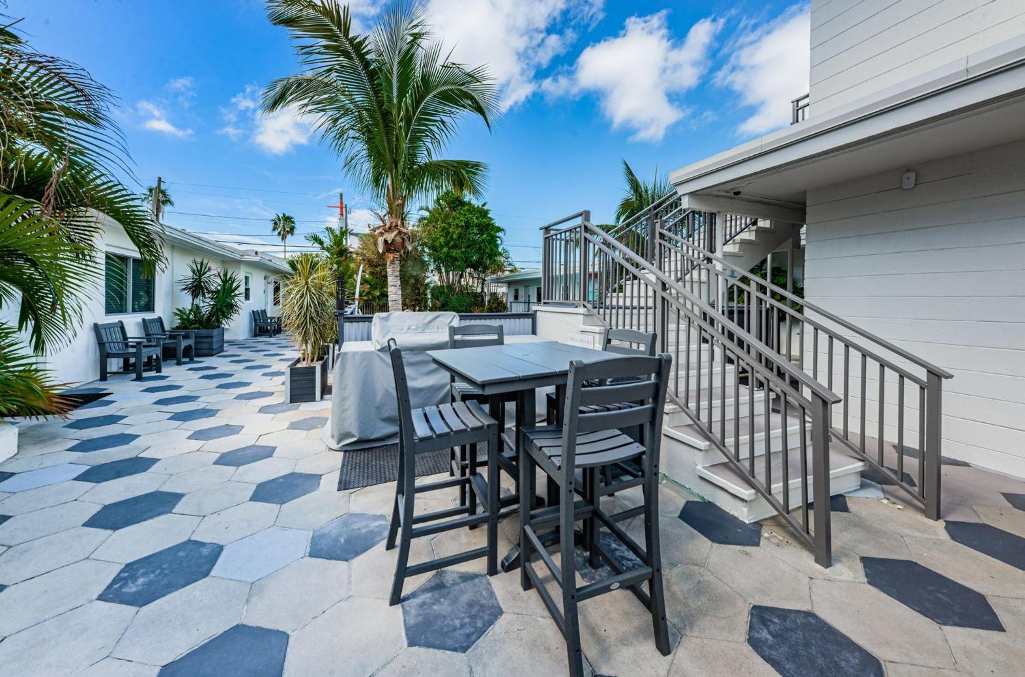 The Roth Hotel, Treasure Island, Florida St. Pete Beach Exterior photo