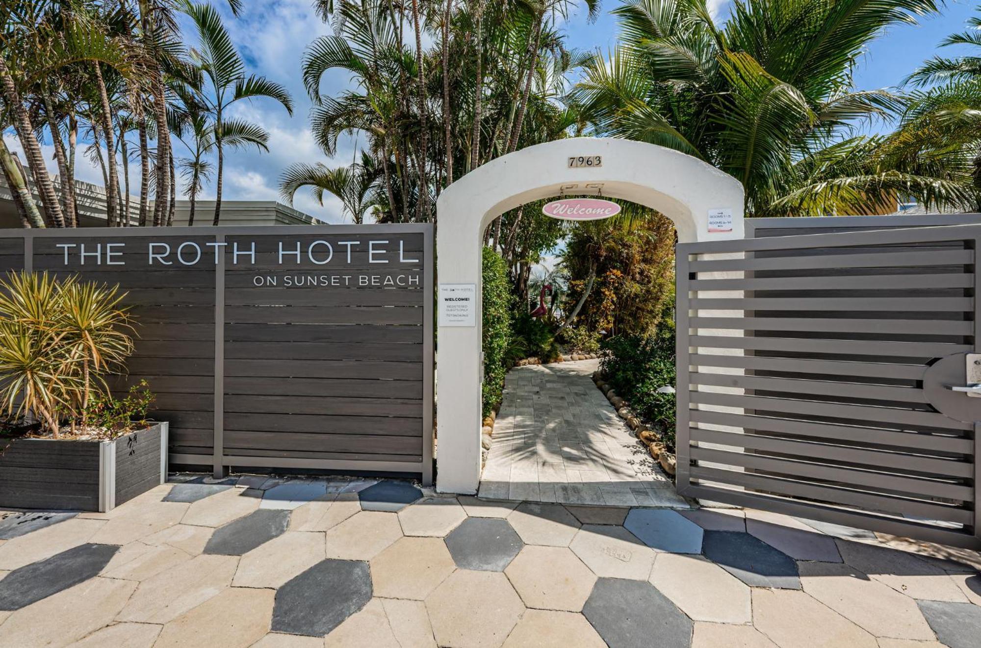 The Roth Hotel, Treasure Island, Florida St. Pete Beach Exterior photo